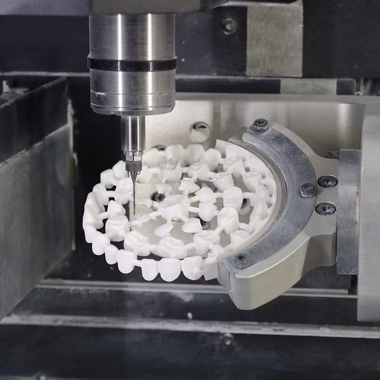 5 axes Jiny CAD Cam fraiseuse dentaire fraiseuse d'implant de laboratoire dentaire